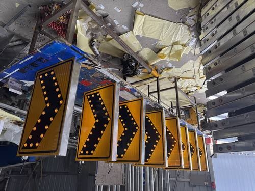 许昌太阳能交通标牌的核心部件是电池,电池多久